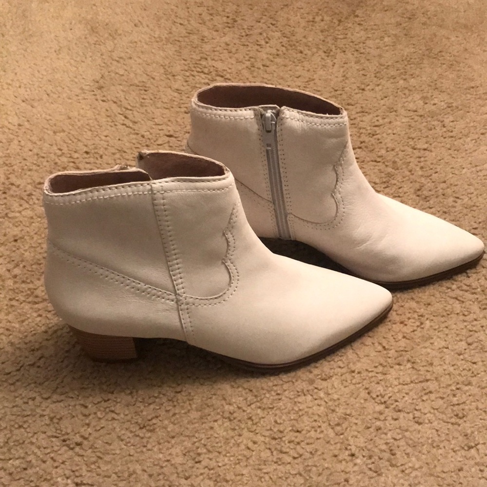 Seychelles white leather western booties